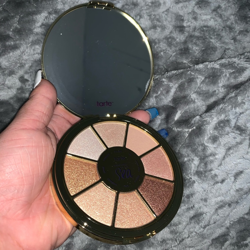 Limited edition Rainforest of the sea palette